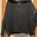 Back 1/4 Zip Pullover. Size XL Black Photo 0