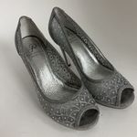 Adrianna Papell  Foxy Silver Sterling Pumps Formal Women Shoes Size 6.5M Wedding Photo 4