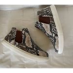 Cushionare CUSHIONAIRE Rebel Chelsea Boots Snake Print Pull On Flat Bootie Size 7.5 Photo 5
