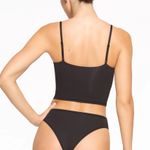 SKIMS NWT Medium fits everybody cropped tank Photo 2