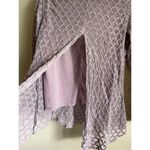 Capri shark bite hem textured purple shirt Sz M Purple Photo 9
