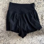 Aerie Offline by  Black Real Me Crossover Flowy Short Photo 3