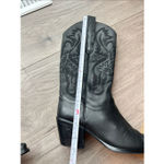 Black cowboy/cowgirl women’s size 7 boots real leather with rubber sole and heel Photo 2
