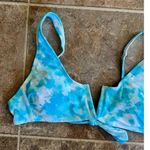 California Waves  Bikini Top Blue Tie Dye
Size Medium Photo 3
