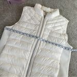 Gap Women’s Primaloft Puffer Quilted Vest Jacket Full Zip in Ivory Frost XL Photo 10