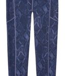 Victoria's Secret Victoria’s Secret “Flow On Point Legging & Strappy Back Sports Bra” Set Photo 6