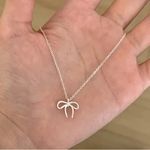 Dainty Bow Necklace Silver Photo 3