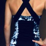 Lululemon black white floral top,size 4 Photo 1