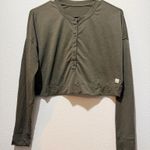 Vuori  Long Sleeve Crop Henley Shirt Photo 0