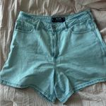 Hollister Ultra High-Rise 90s Shorts Light Wash Lightweight Denim Photo 0