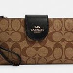 Coach NWT Tech Phone Wallet In Colorblock Signature Canvas Photo 0