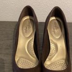 dexflex comfort Deflex Comfort Brown Faux Suede Heels Pumps Size 7 Stylish Comfortable Classic Photo 2