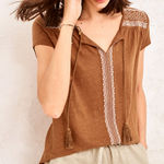 Garnet Hill Embroidered Organic-Linen Split-Neck Tee Size L Casual Boho Peasant Photo 0