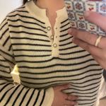 Amazon striped sweater with pearl buttons Photo 1