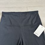 Quince NWT  Ultra-Form High-Rise Flared Pant Black Photo 6