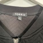 Torrid Women Plus Size 2 Black Quilted Peplum Bomber Jacket Raw Hem Knit Fitted Photo 4