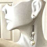 Faux pearl silver chain drop earrings Photo 1
