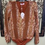 Buddy Love Katrina surplice vneck long sleeve gold foil snack print body suit Photo 5