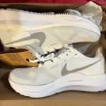 Nike Structure Air Zoom 25 Women’s Photo 0