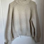 Universal Threads Universal Thread Good Size M Cream Long Sleeve Fuzzy Soft Sweater Womens Photo 0