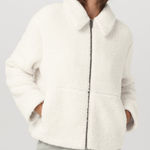 Vuori Lou Full Zip Jacket XS Marshmallow Cream Ivory Bone Sherpa Coat Plush Photo 0