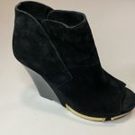 Vince Camuto Vince Camaro Wilian Open-toe Suede Bootie in Black Photo 0