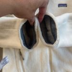 Patagonia Women's Off-White Teddy Jacket Full zip Photo 5