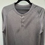 Lululemon athletica Long Sleeve Gray Tee Size M Photo 1