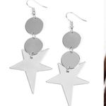 Paparazzi STAR BIZARRE - SILVER STAR DISC DROP EARRINGS - Photo 1