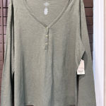 st. john's bay  Sage Long Sleeve Tee size XXL Photo 0
