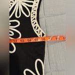 Felicity Statement Black/White Floral Appliqué sleeveless midi dress size Small Black Photo 10