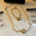 Gold Necklace and Bracelet Set Photo 0