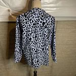 Vilagallo Animal Print Long Sleeves Collared Button Up Blouse Size 46/ XL Blue Photo 3