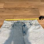 Ava & Viv  midi Denim shorts high-rise relaxed fit Light Wash Plus 18 Photo 4