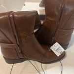 st. john's bay Womens Roslyn Stacked Heel Riding Boots in Cognac Sz 9.5 NIB Photo 11