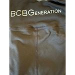 BCBGeneration  yoga shorts  black and white size XL Photo 4