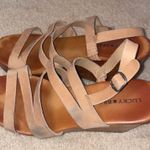 Lucky Brand sandal wedge size 9 Photo 7