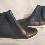 Frye  Melissa Chelsea Black Leather Pull On Sneaker Boot. S40 Photo 0