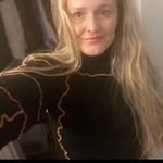 Beach Bunny  Ellis crop sweater Knit set NWT Photo 0