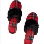 Victoria's Secret ✨ Victoria’s Secret black red plaid slippers✨ Photo 1