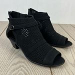 Easy Street Carrigan Perforated/Laser Cut Out Sandals 9.5Narrow Black $65 Photo 0