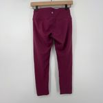 Yogalicious  Women XS Mid-Rise Capri Legging Maroon Stretch Athleisure‎ Yoga Gym Photo 3