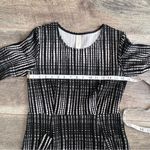 Evereve Allison Joy Black and White Printed Dress 3/4 Length Sleeves Size Small Photo 9