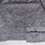 Gymshark NWOT  Vital Seamless Gray Long Sleeve Top Size M Photo 2