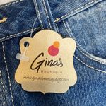 Blu Pepper 206 NWT  Distressed Flower Patched Jean Shorts Size Large Photo 8