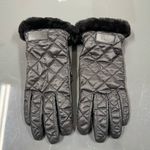 UGG  Quilted Performance Gloves Black Size L/XL Photo 1