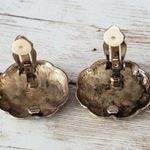 Vintage Clip On Earrings Gold Tone Sunflower Pattern Circle Statement Earrings Photo 3