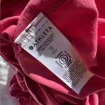Athleta Pink Top β Size XS β¨ Photo 2