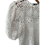 AQUA ‎ Bright White Boho Crocheted Puff Sleeve Top Size Medium Photo 4