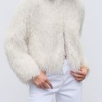 ZARA  sweater Jacket Coat faux fur shaggy fuzzy white with metallic thread  Photo 9